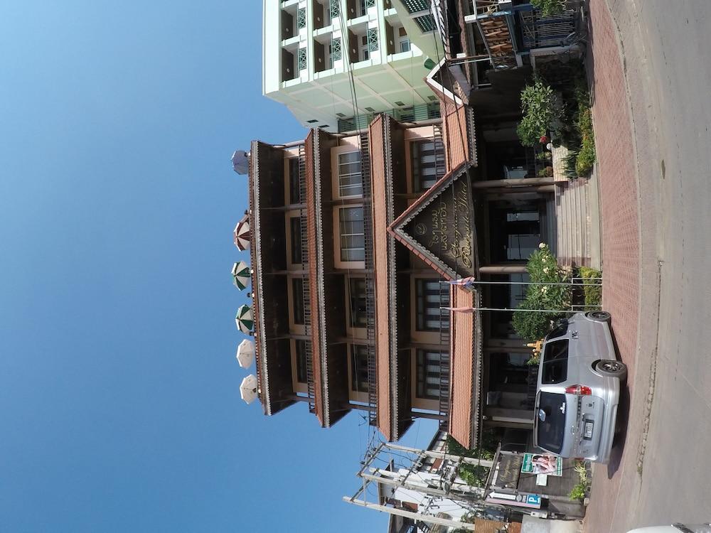 Sengtawan Riverside Hotel Vientiane Exterior foto