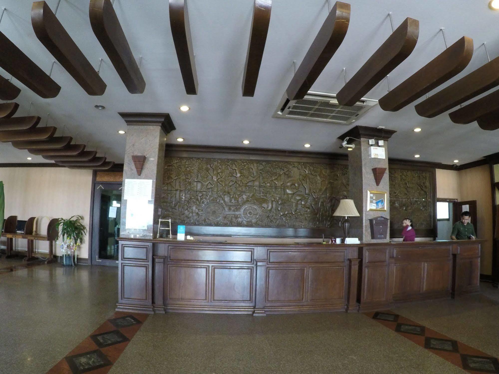 Sengtawan Riverside Hotel Vientiane Exterior foto