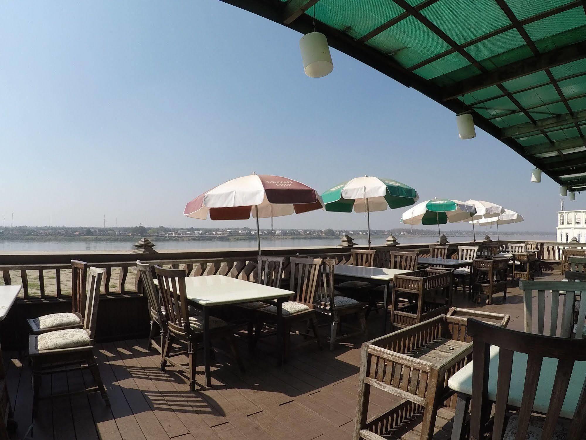 Sengtawan Riverside Hotel Vientiane Exterior foto
