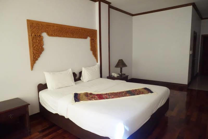 Sengtawan Riverside Hotel Vientiane Exterior foto