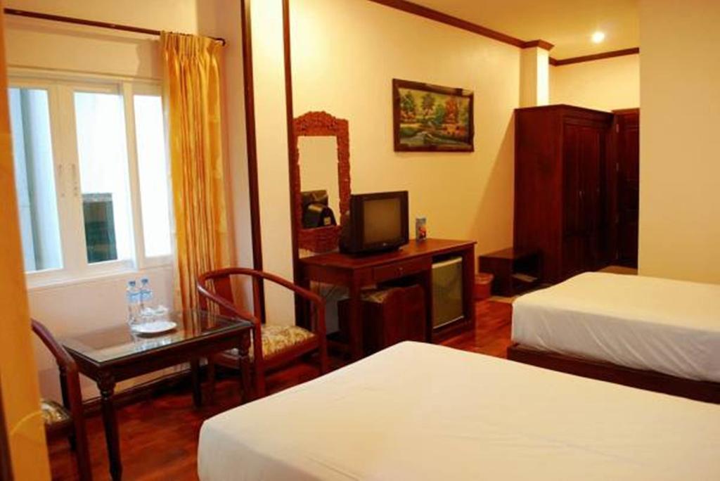 Sengtawan Riverside Hotel Vientiane Zimmer foto