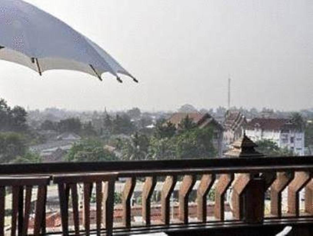 Sengtawan Riverside Hotel Vientiane Exterior foto